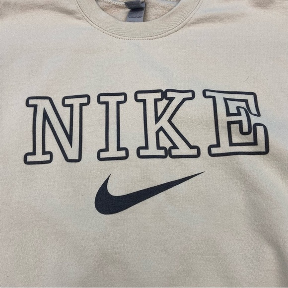 Vintage Nike Spell Out Tan with Swoosh Men's Crewneck Sweatshirt Gildan Tag LG - Picture 2 of 11